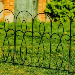 Woodside Felbrigg Metal Garden Border Edging, Outdoor Lawn Fencing, 3m Total Length, Pack Of 5 12 Woodside Felbrigg Metal Garden Border Edging, Outdoor Lawn Fencing, 3m Total Length, Pack Of 5 -ALA Garden Shop 2HH3EV2OUV1