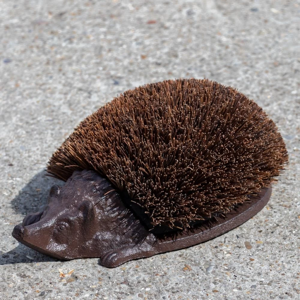 Woodside Cast Iron Hedgehog Boot Brush & Scraper 4 Woodside Cast Iron Hedgehog Boot Brush & Scraper - Image 2