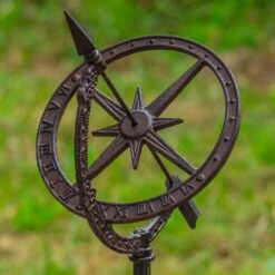 Woodside Cast Iron Garden Sundial, Antique Ornamental Outdoor Décor -ALA Garden Shop CFMVYHHOLXS