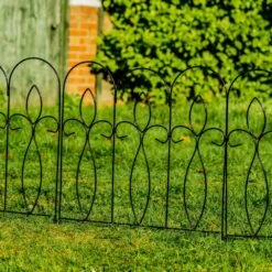 Woodside Felbrigg Metal Garden Border Edging, Outdoor Lawn Fencing, 3m Total Length, Pack Of 5 13 Woodside Felbrigg Metal Garden Border Edging, Outdoor Lawn Fencing, 3m Total Length, Pack Of 5 -ALA Garden Shop GBATWUOLNYB