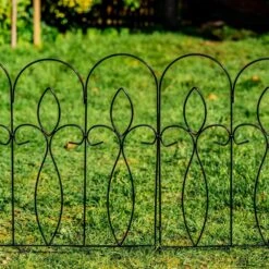 Woodside Felbrigg Metal Garden Border Edging, Outdoor Lawn Fencing, 3m Total Length, Pack Of 5 14 Woodside Felbrigg Metal Garden Border Edging, Outdoor Lawn Fencing, 3m Total Length, Pack Of 5 -ALA Garden Shop HE4SGIJDTZD