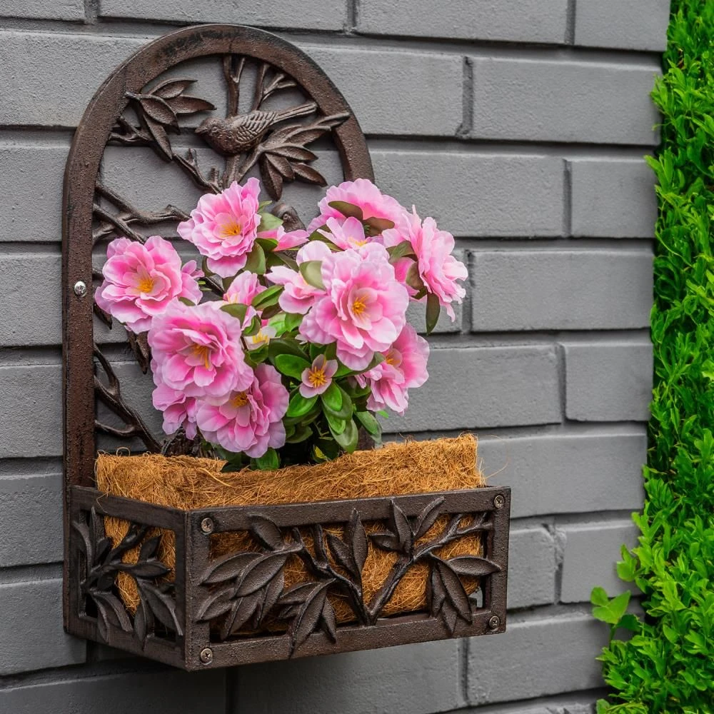 Woodside Cast Iron Wall Mounted Planter With Coco Liner - Design D 5 Woodside Cast Iron Wall Mounted Planter With Coco Liner - Design D - Image 3