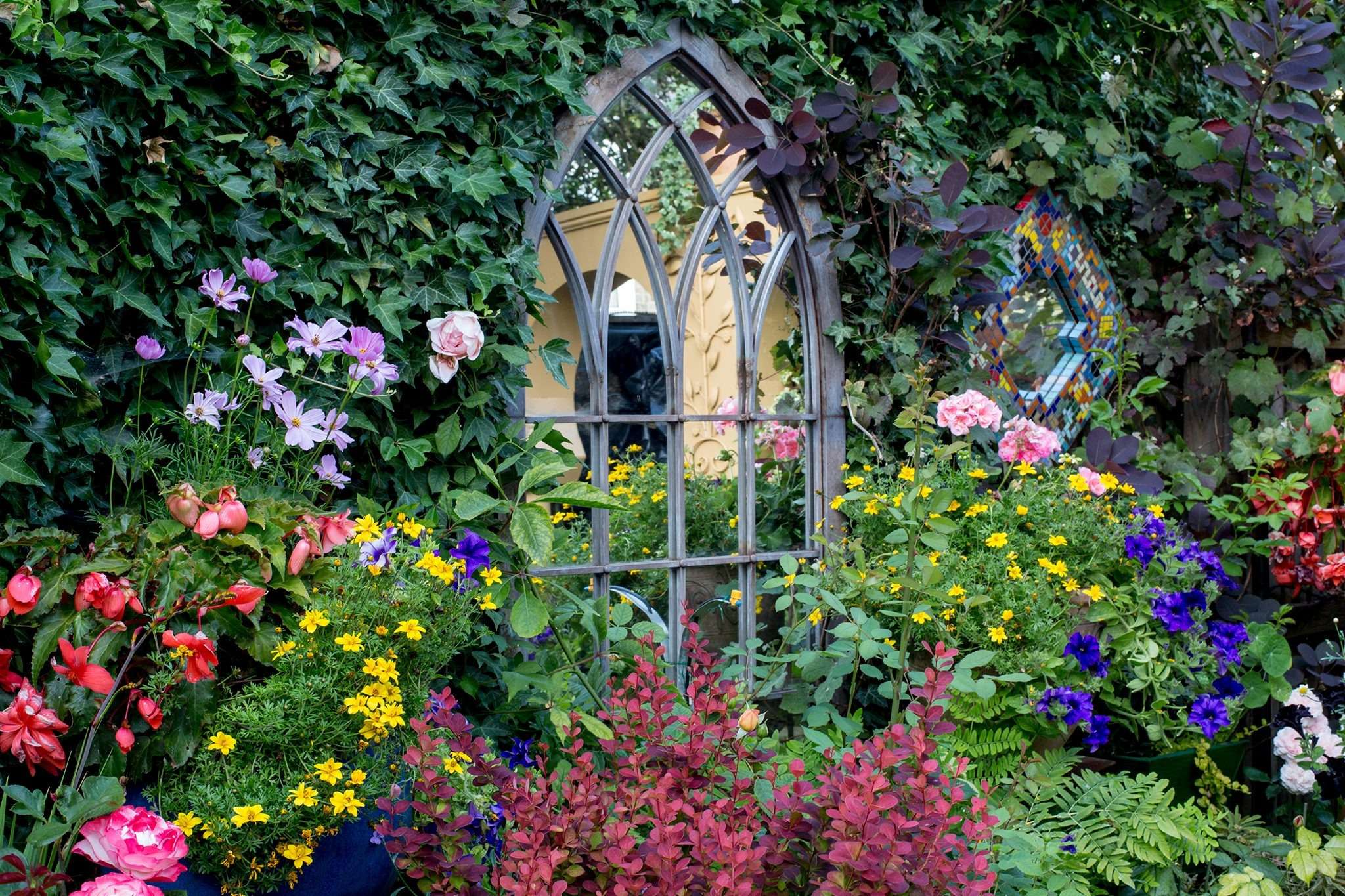 ALA Garden Shop -ALA Garden Shop 2048x1365 Garden mirror ideas SE